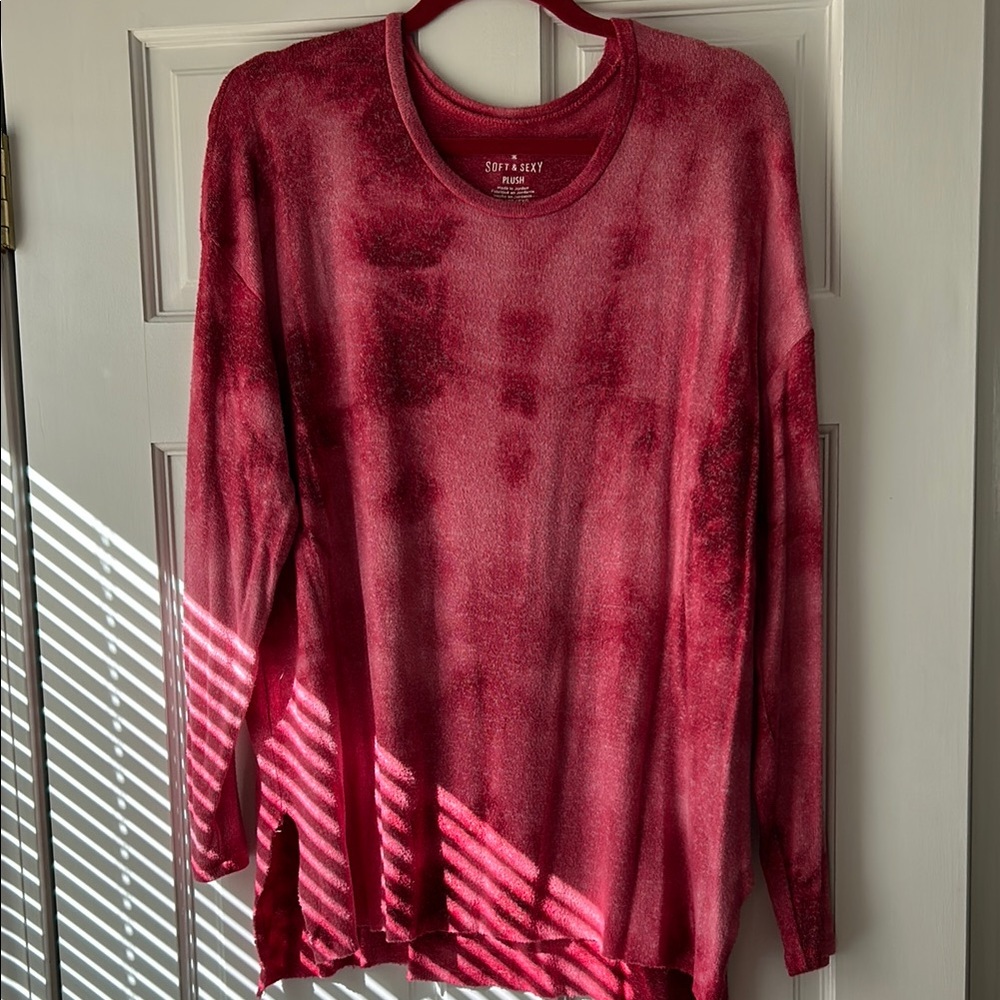 American Eagle Soft & Sexy Plush Rose and Pink Top